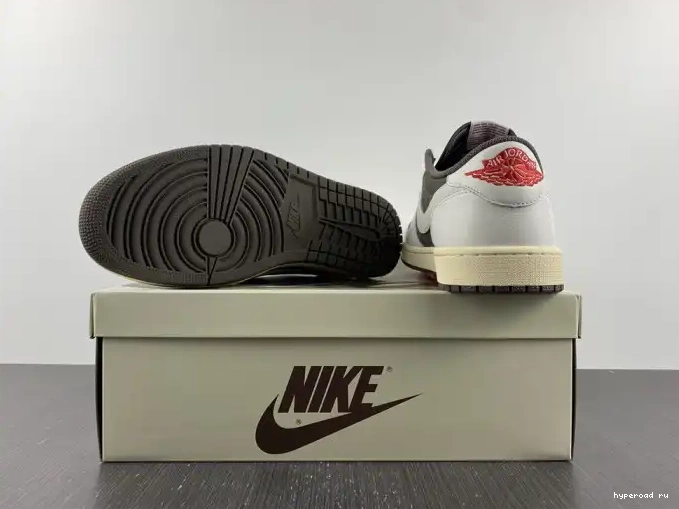 Low Travis Jordan Air Scott DM7866-162 x Air Jordan Retro 1 0415